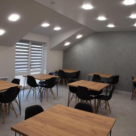 Готельні Кімнати Bodro Clinic Novovolyns'k Экстерьер фото