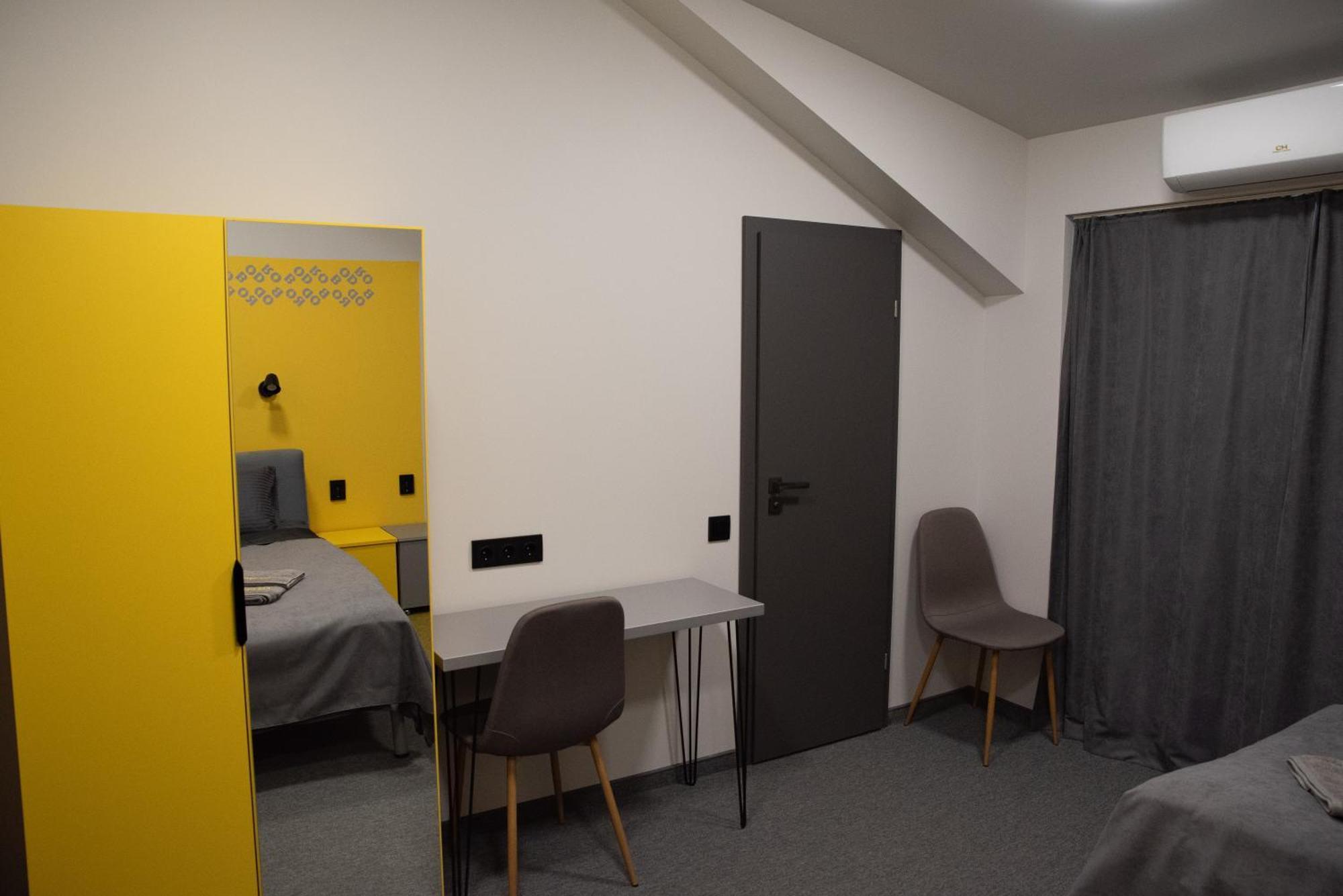 Готельні Кімнати Bodro Clinic Novovolyns'k Экстерьер фото